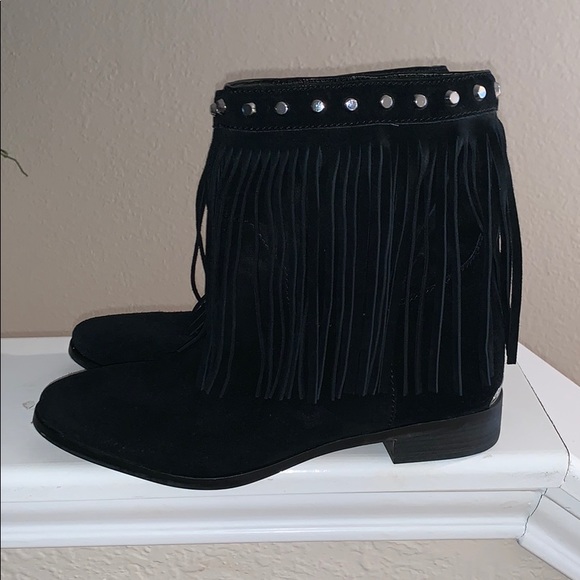 Michael Kors Shoes - Micheal kors boots size 8 in women’s Michael Kors Shoes - Micheal kors boots size 8 in women’s